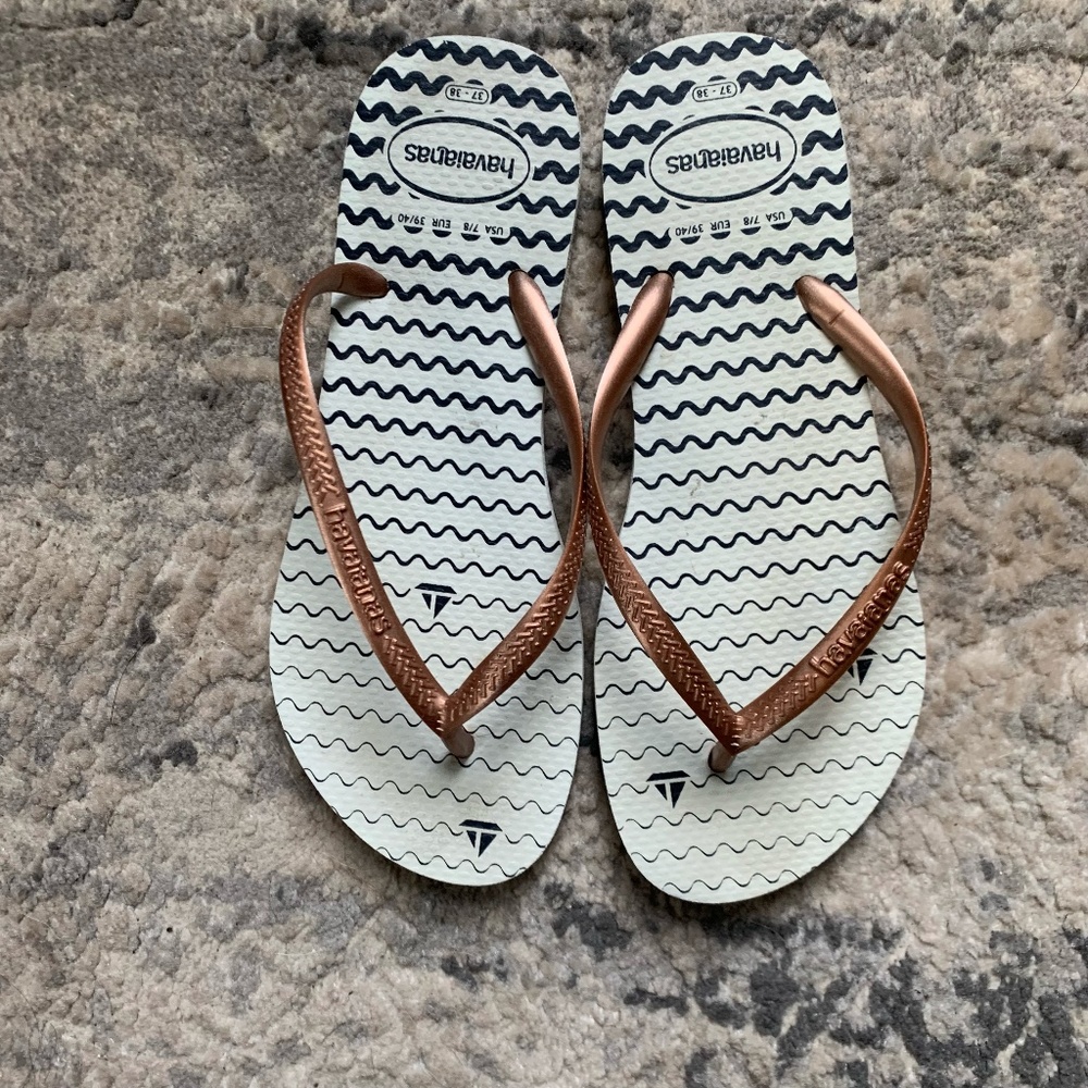5 for $25 sale!! Havaianas Slim flip-flops